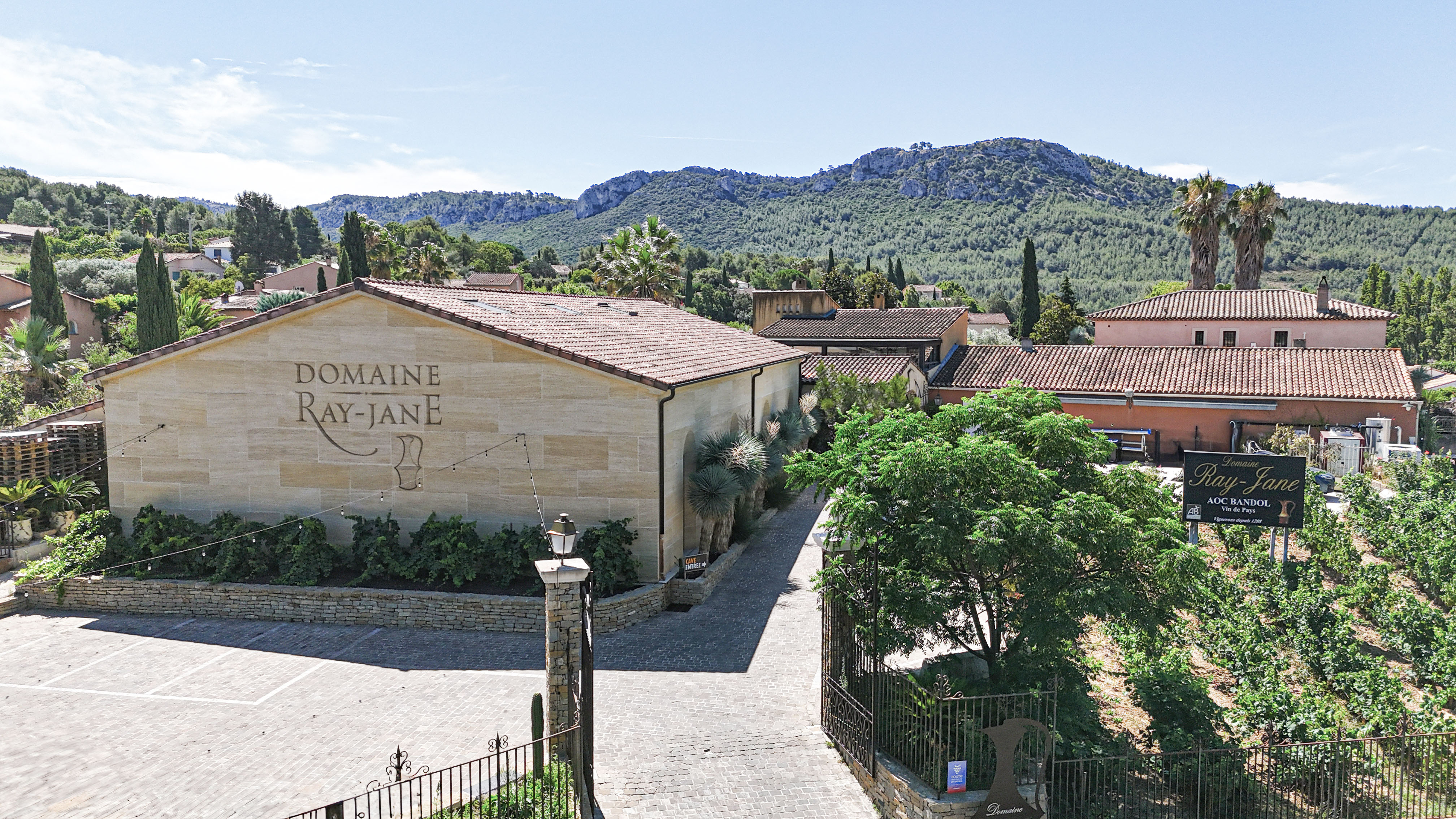 maison-des-vins-a-bandol-1.jpg